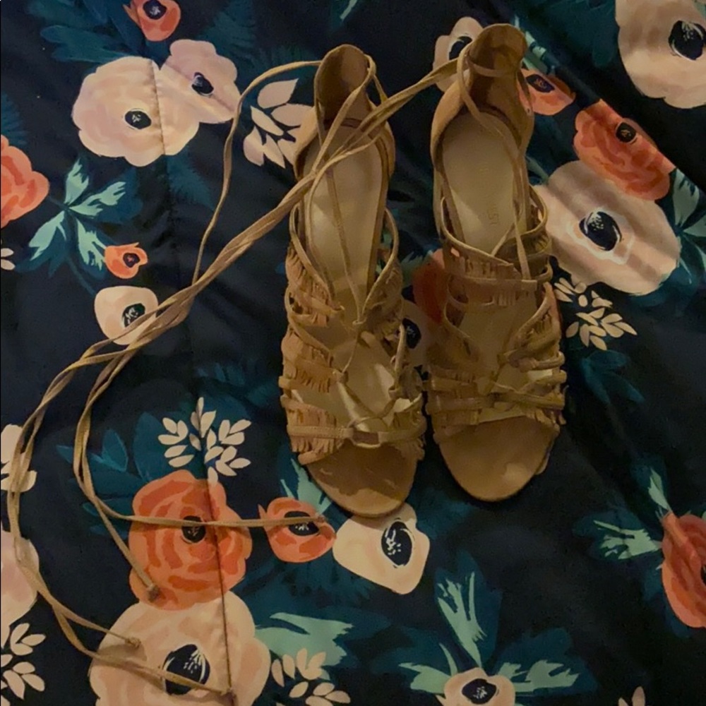 Nine West suede short block hills - Picture 2 of 4